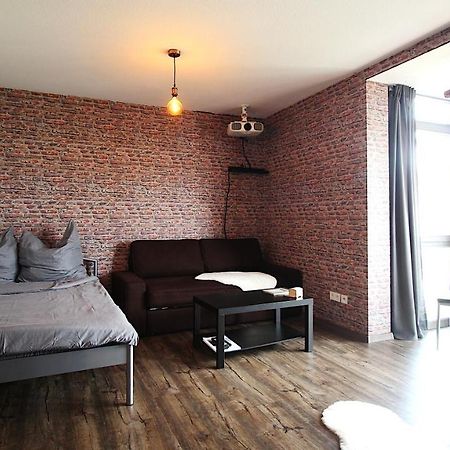 Home Cinema, Parking Space Wurzburgo Exterior foto